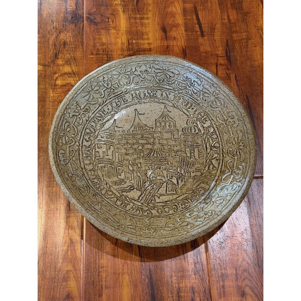 Vintage 92 Signed Ceramic 11” Pottery Bowl Queen Elizabeth I Commemorative Plate